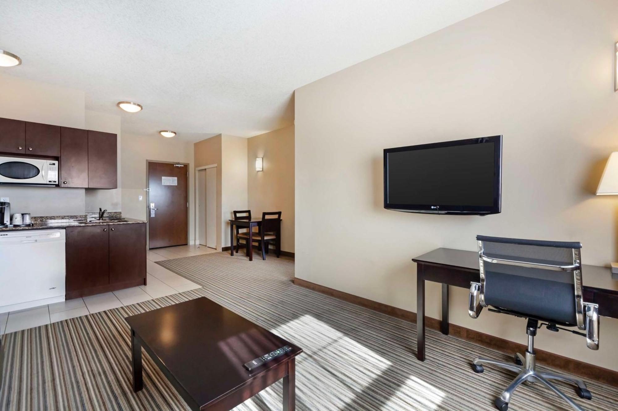 Best Western Plus Peace River Hotel & Suites Buitenkant foto