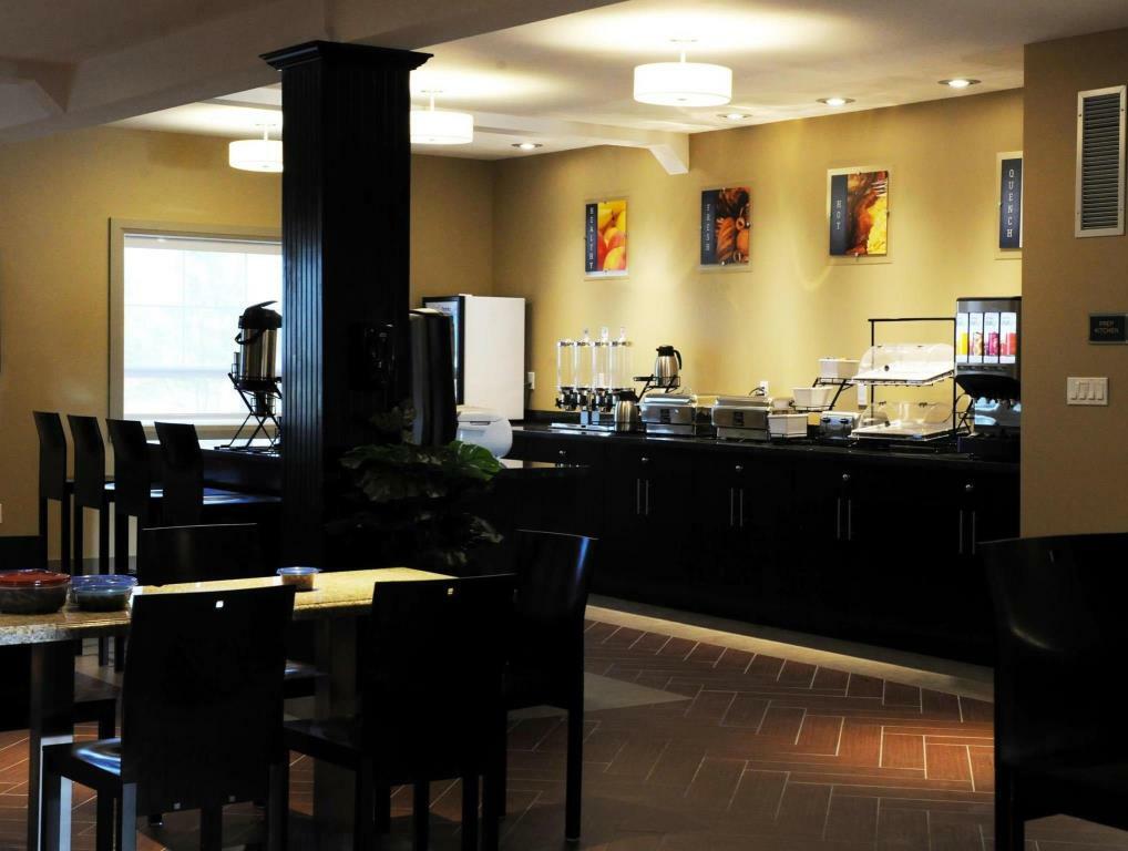 Best Western Plus Peace River Hotel & Suites Buitenkant foto