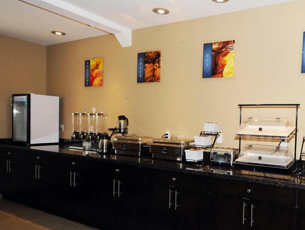 Best Western Plus Peace River Hotel & Suites Buitenkant foto