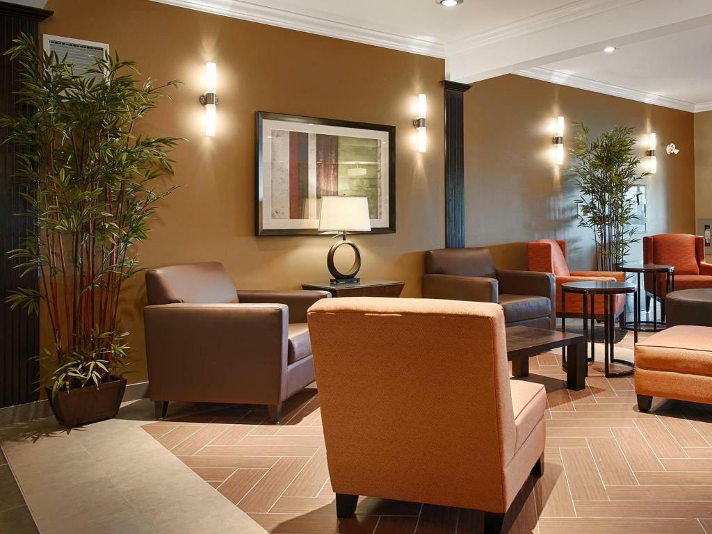 Best Western Plus Peace River Hotel & Suites Buitenkant foto